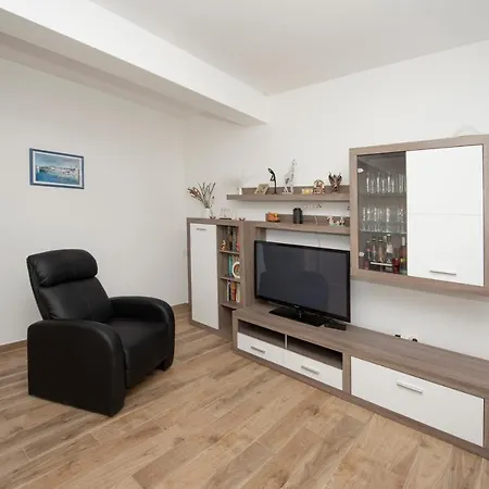 Sunny Attic With Balcony & Modern With Outdoor Area, No Balcony Trogir