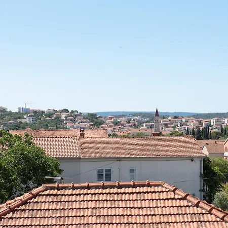 Sunny Attic With Balcony & Modern With Outdoor Area, No Balcony