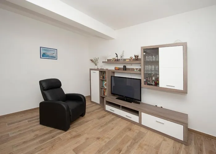 Sunny Attic With Balcony & Modern With Outdoor Area, No Balcony Trogir