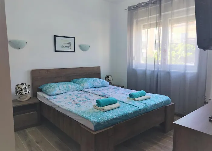 Apartment Sunny Attic With Balcony & Modern With Outdoor Area, No Balcony Trogir