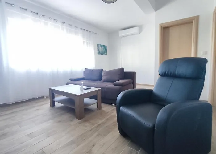 Sunny Attic With Balcony & Modern With Outdoor Area, No Balcony * Trogir