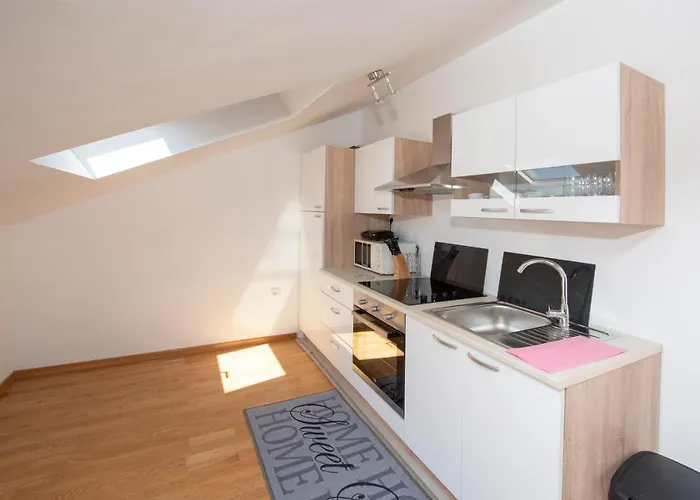 Apartment Sunny Attic With Balcony & Modern With Outdoor Area, No Balcony