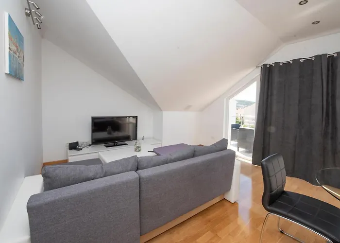 Sunny Attic With Balcony & Modern With Outdoor Area, No Balcony Apartment Trogir