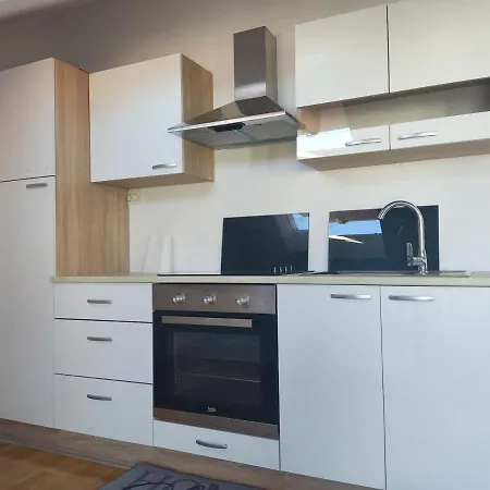 Lägenhet Sunny Attic With Balcony & Modern With Outdoor Area, No Balcony Trogir