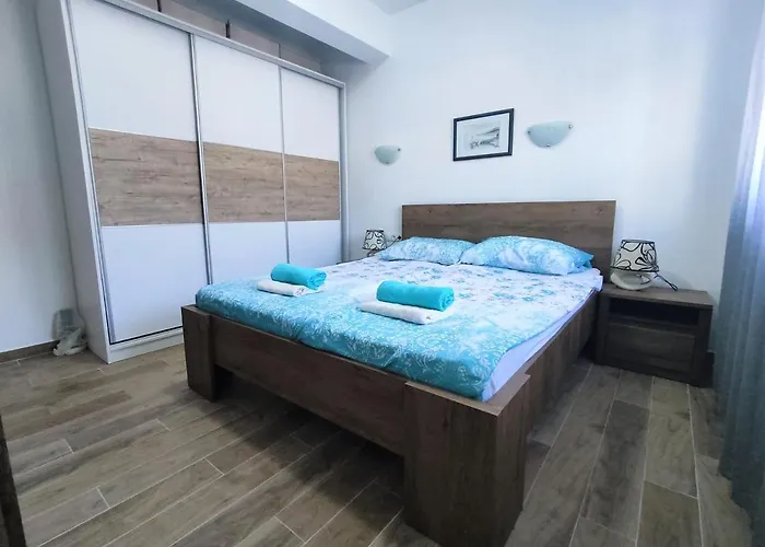 Sunny Attic With Balcony & Modern With Outdoor Area, No Balcony * Trogir