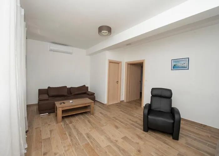 Sunny Attic With Balcony & Modern With Outdoor Area, No Balcony Apartament Trogir
