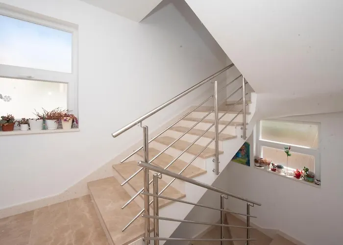 Sunny Attic With Balcony & Modern With Outdoor Area, No Balcony Apartament